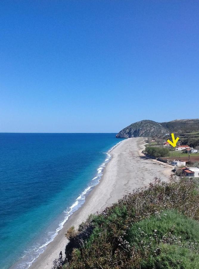 Villa Dimitra 모우르테리 외부 사진